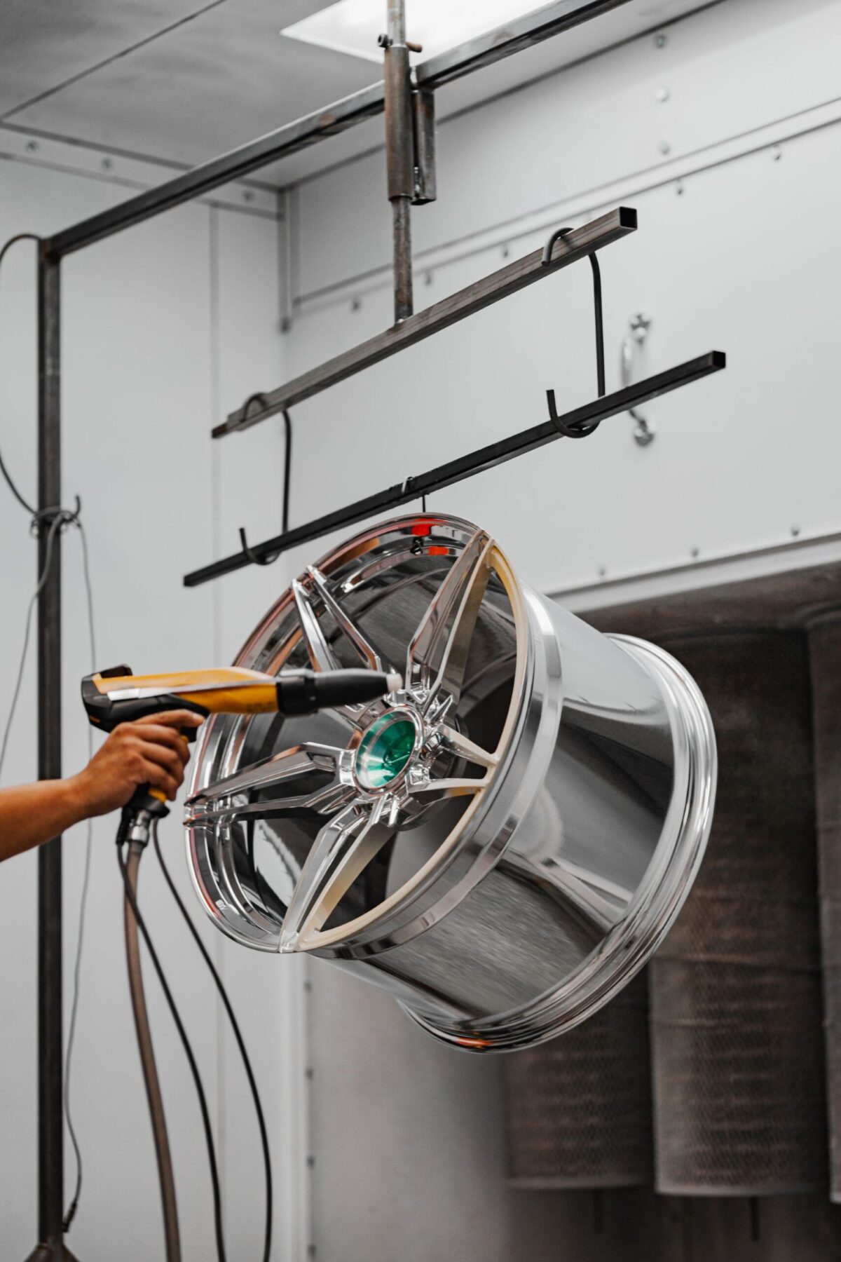 Produkcja felg AL13 Wheels – Wykończenie