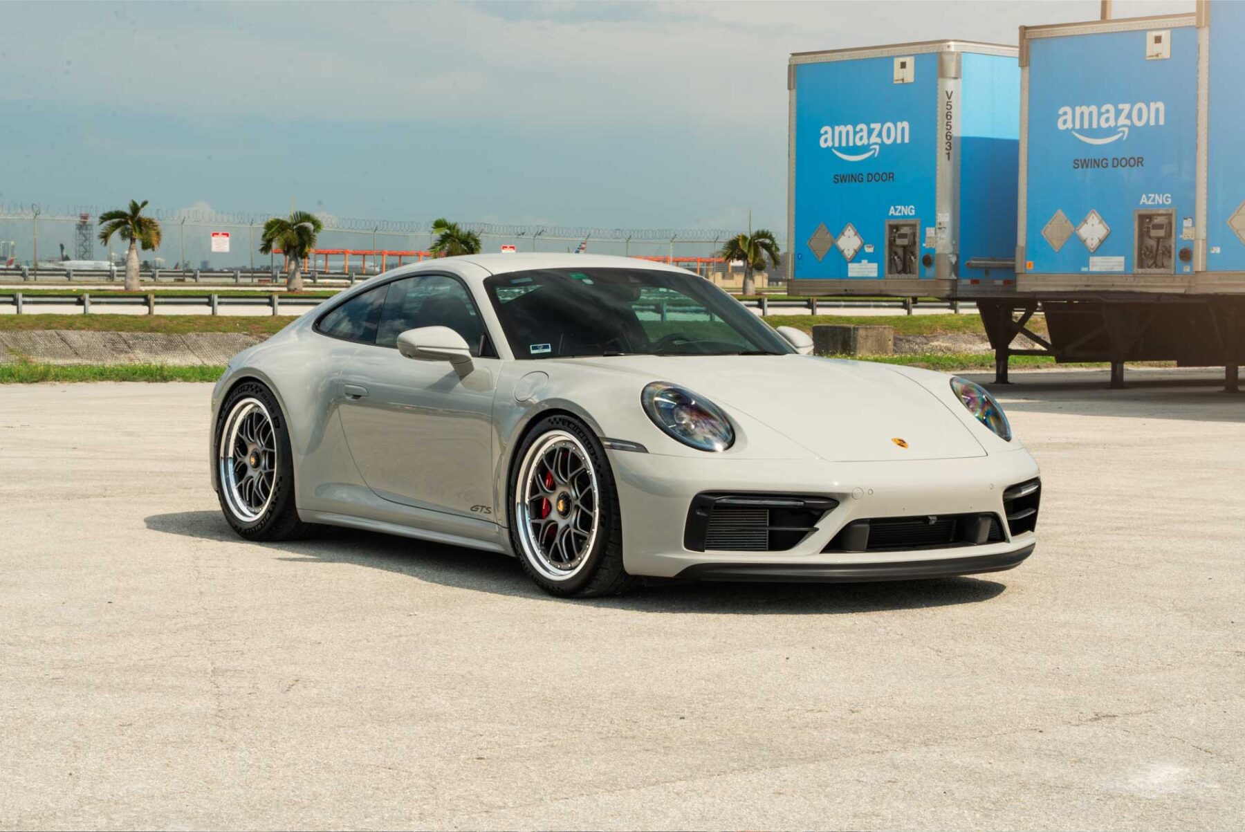 Porsche 911 992 GTS na felgach AL13 Wheels C007R