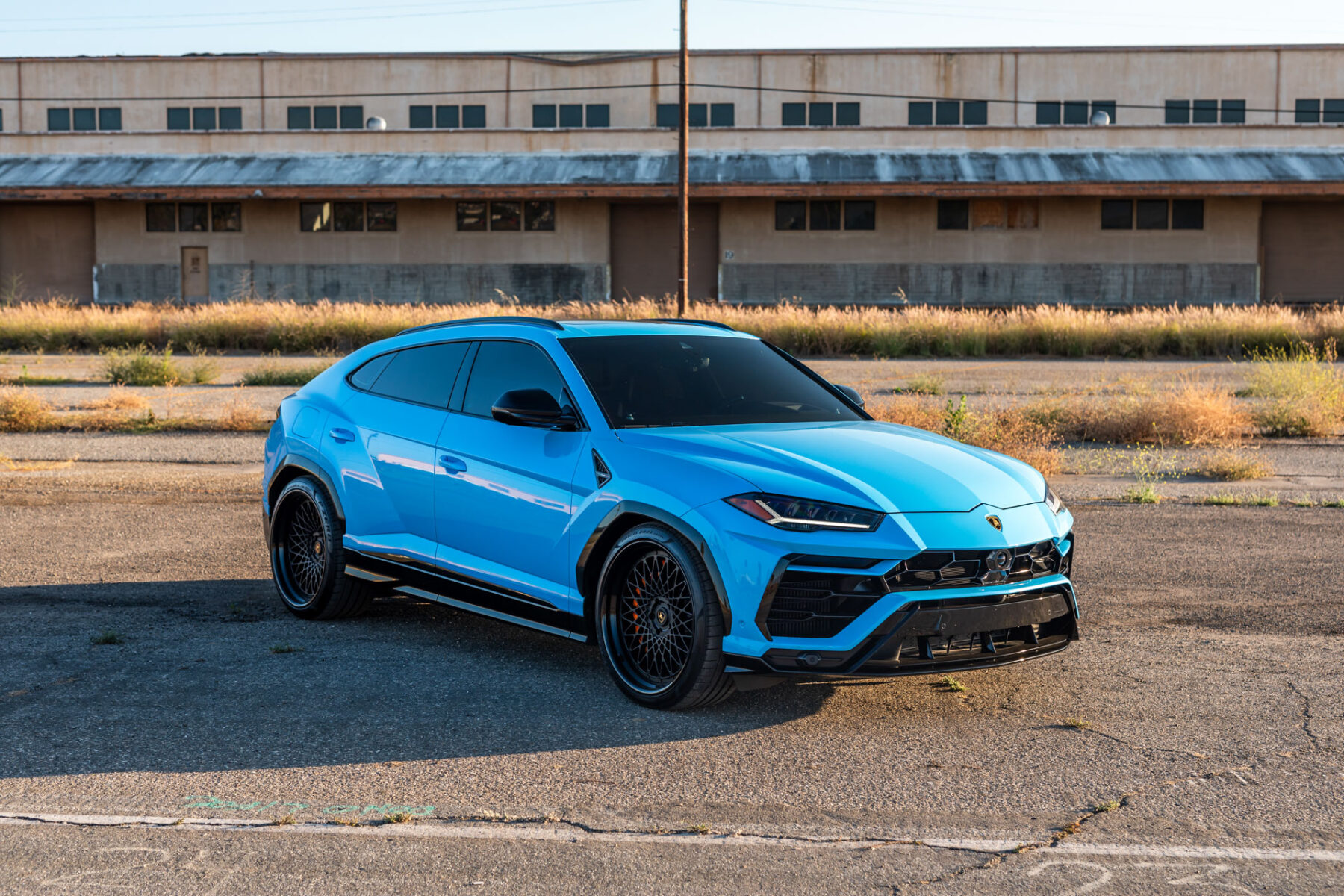 Lamborghini Urus na felgach AL13 Wheels C020