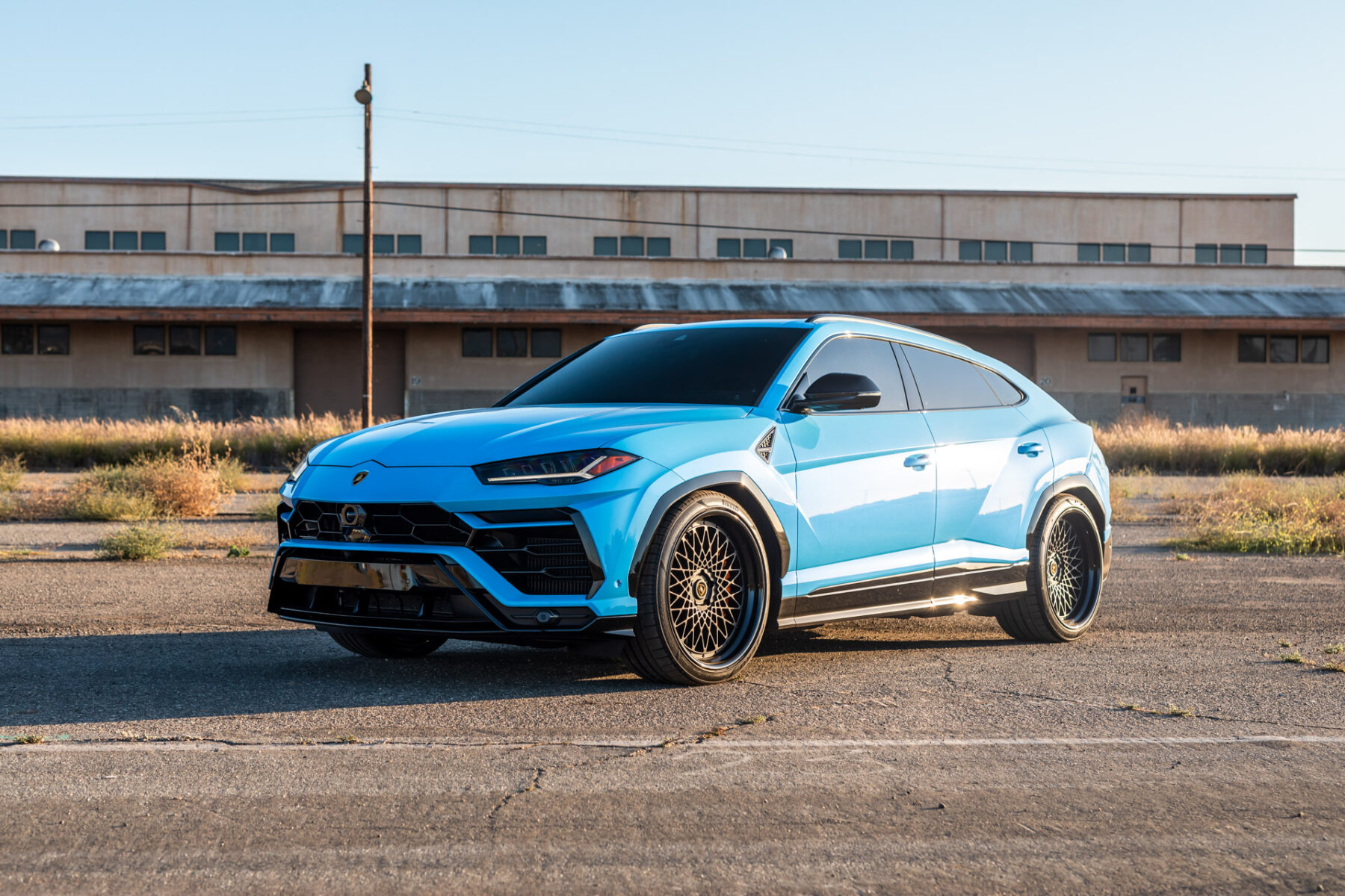 Lamborghini Urus na felgach AL13 Wheels C020