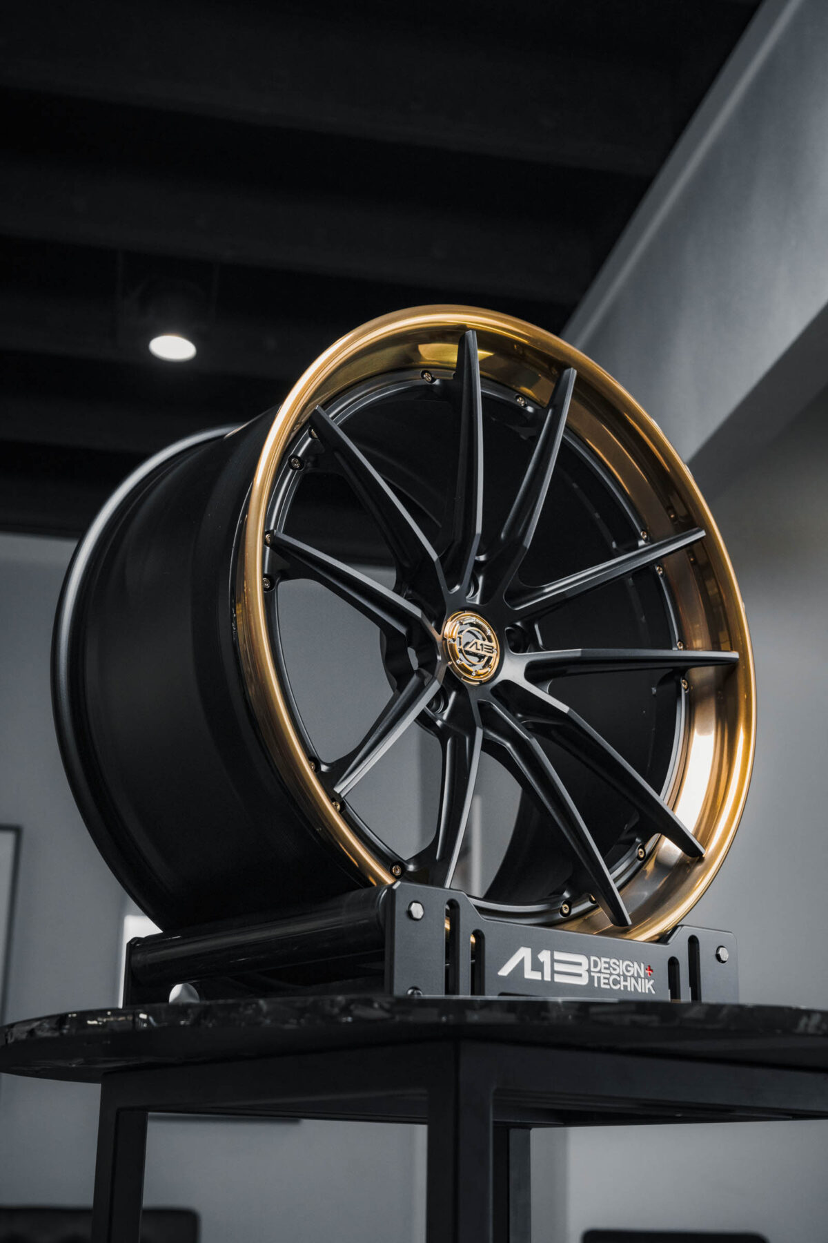 Felga AL13 Wheels R10