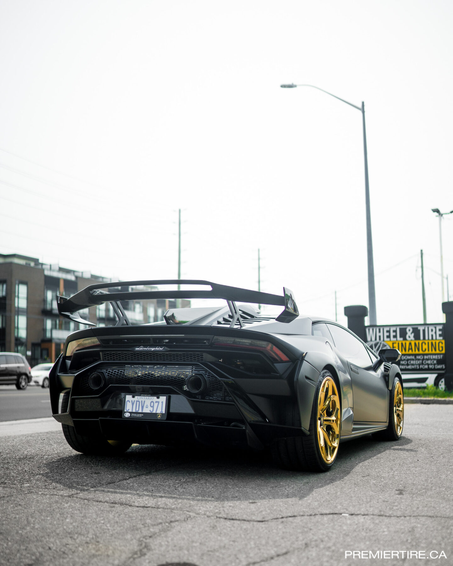 Lamborghini Huracan STO na felgach AL13 Wheels R110