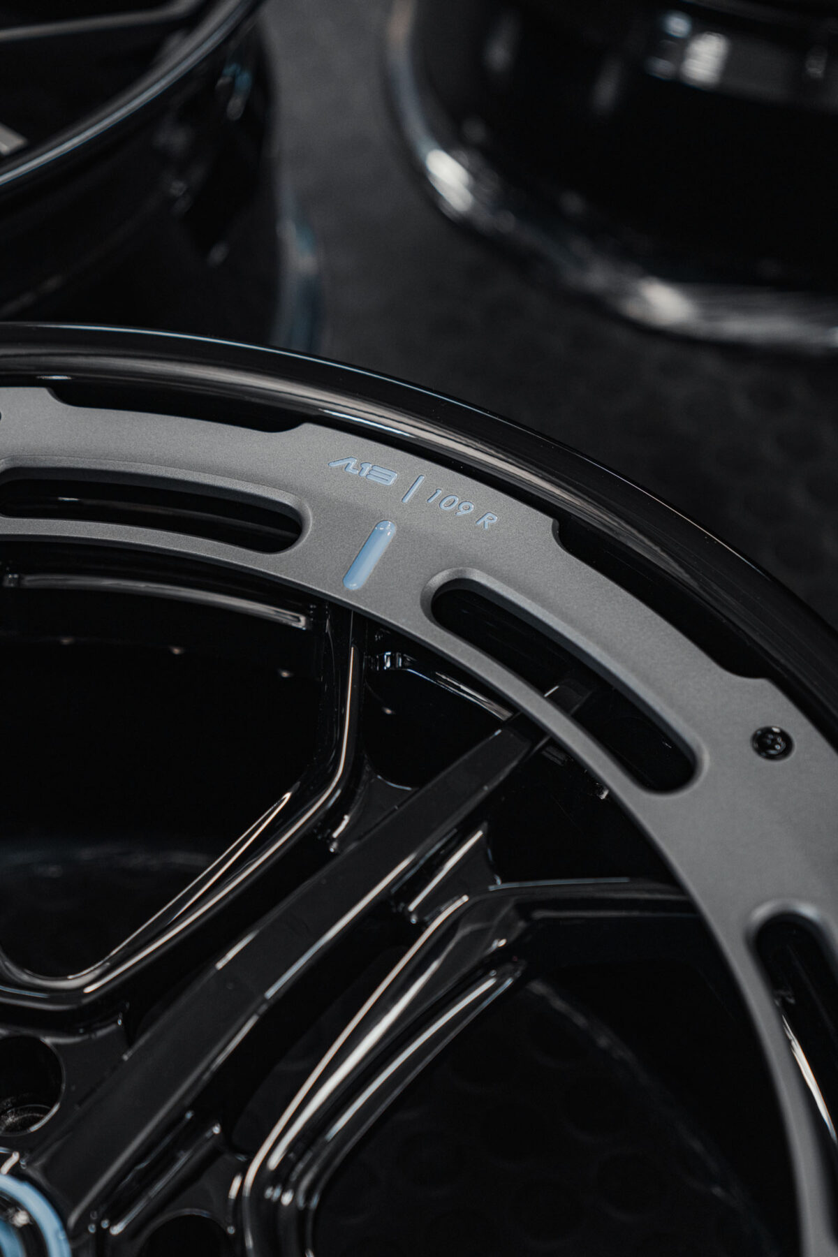 Felga AL13 Wheels R140-109R