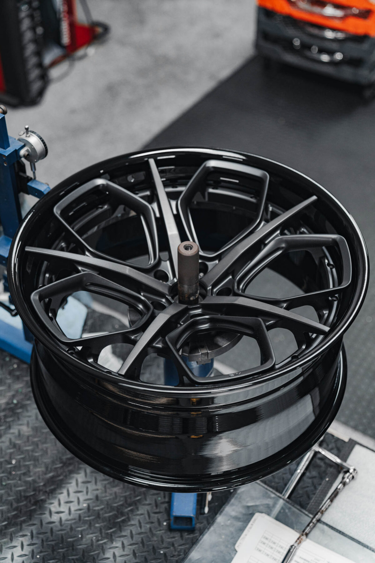 Felga AL13 Wheels R140