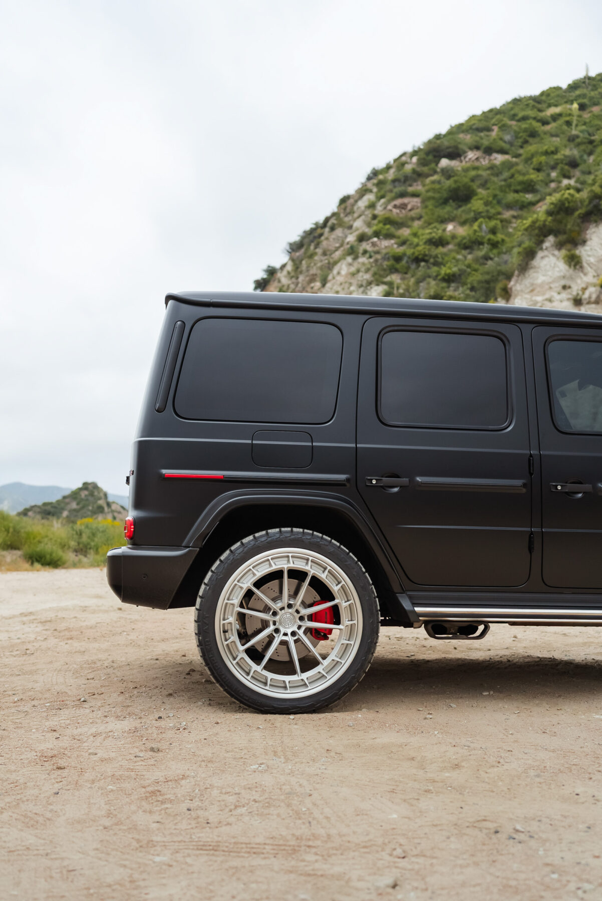 Mercedes Benz G63 AMG na felgach AL13 Wheels A010-R