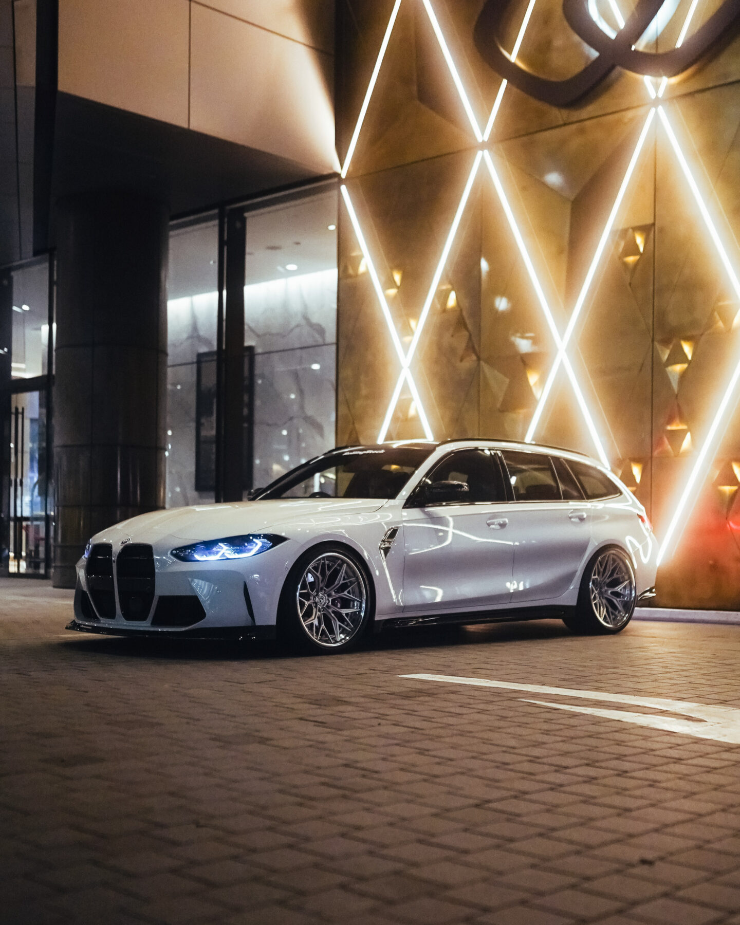 BMW M3 Touring na felgach AL13 Wheels R80