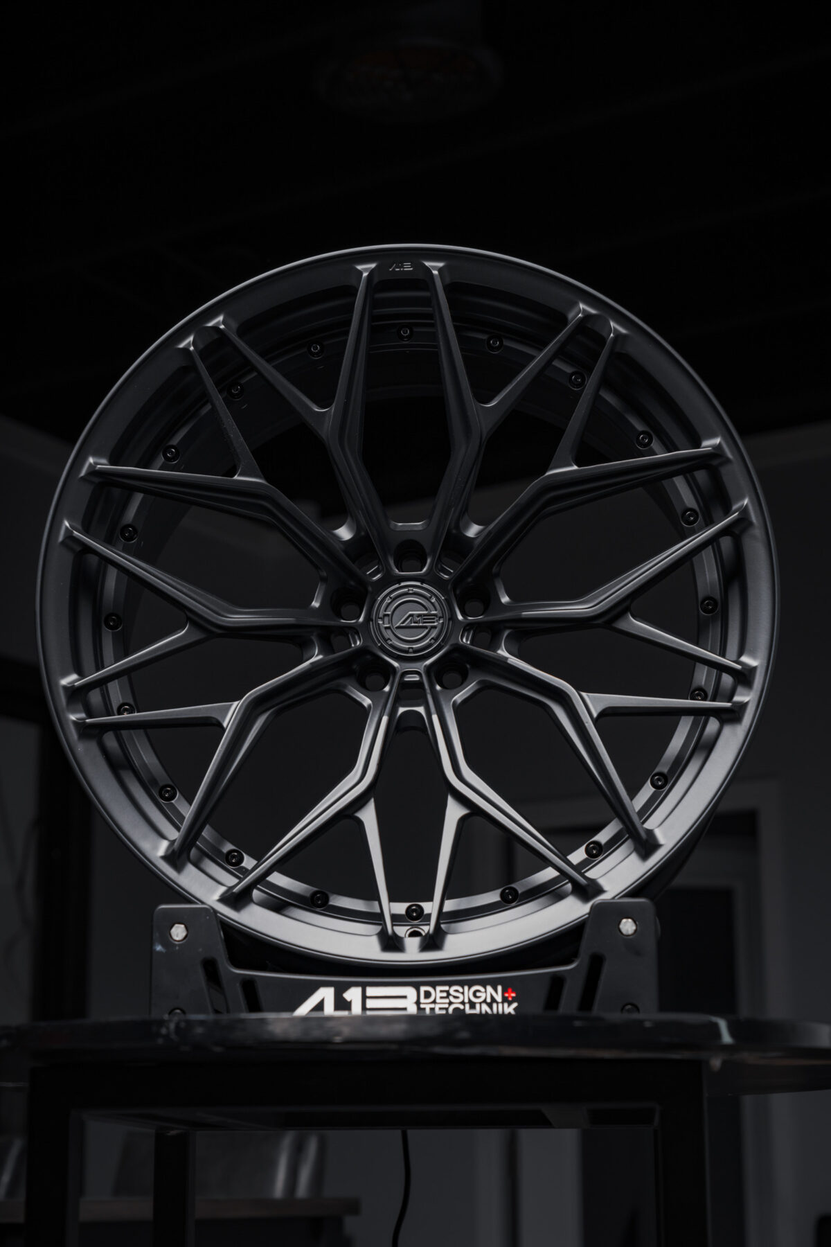 Felga AL13 Wheels R80