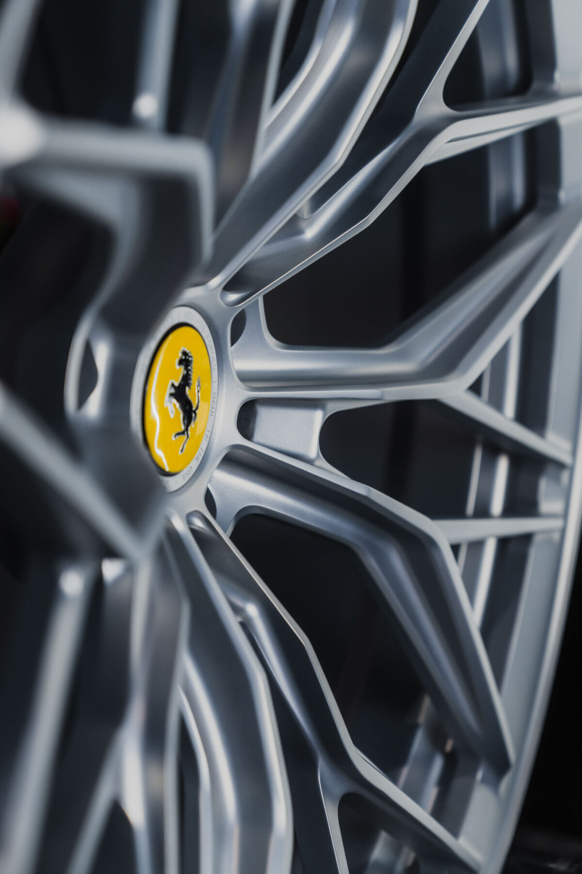 Felga AL13 Wheels R80