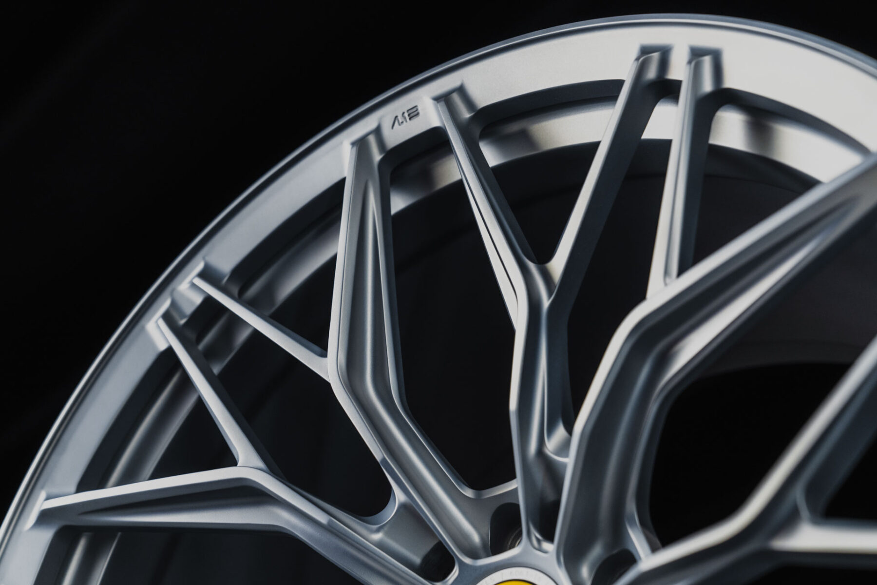 Felga AL13 Wheels R80