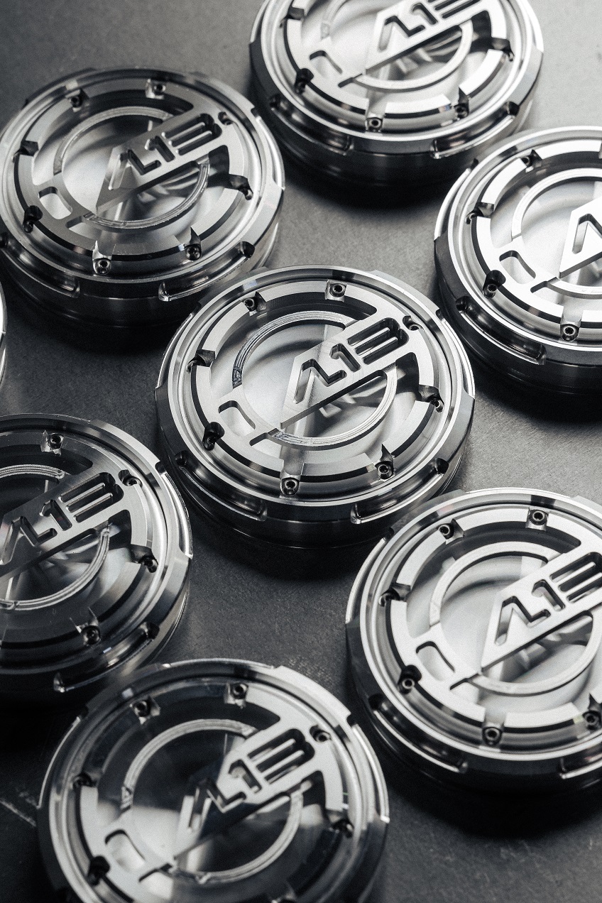 Produkcja felg AL13 Wheels – Frezowanie: tu powstaje wzór