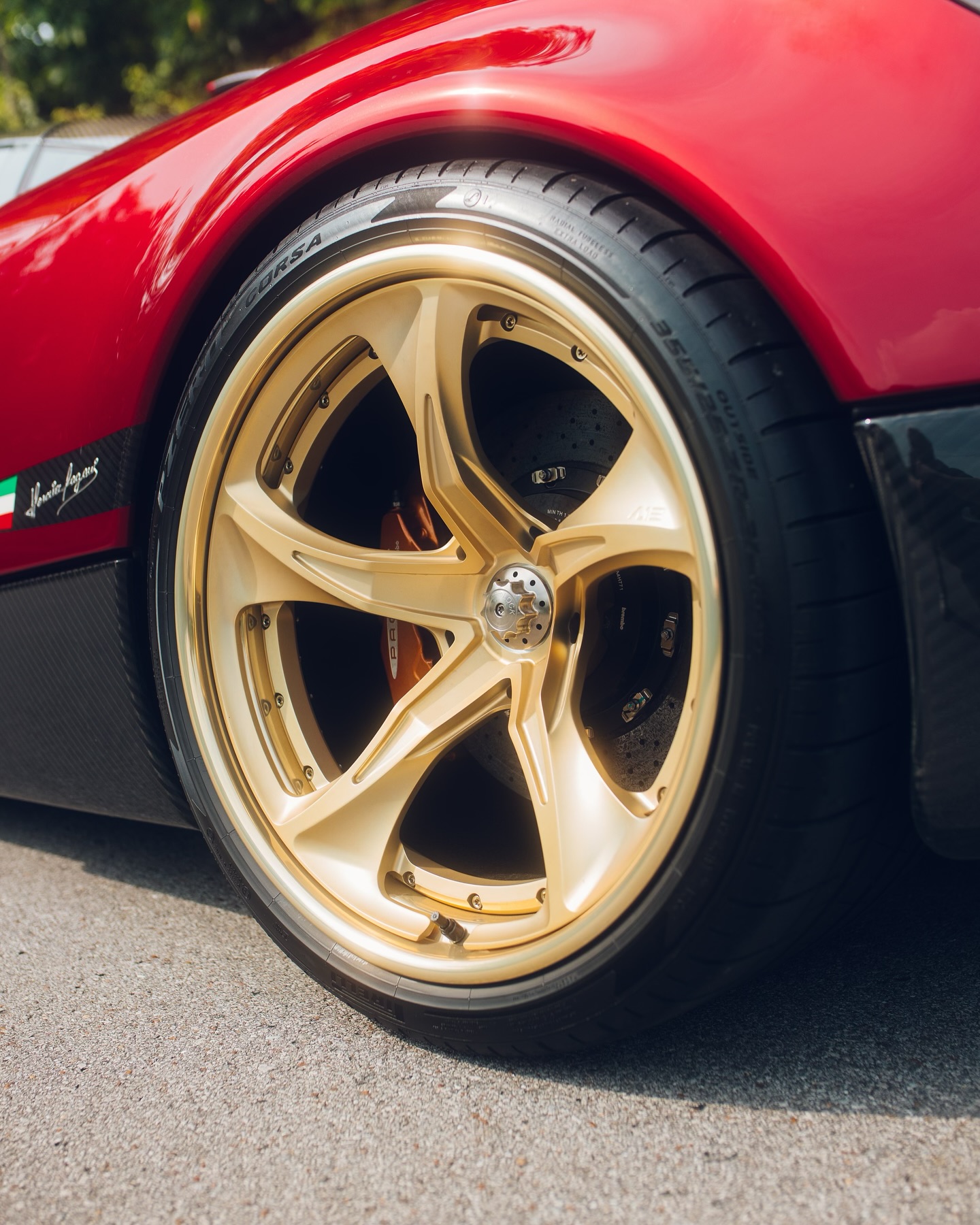 Pagani Hyuara na felgach AL13 Wheels R190