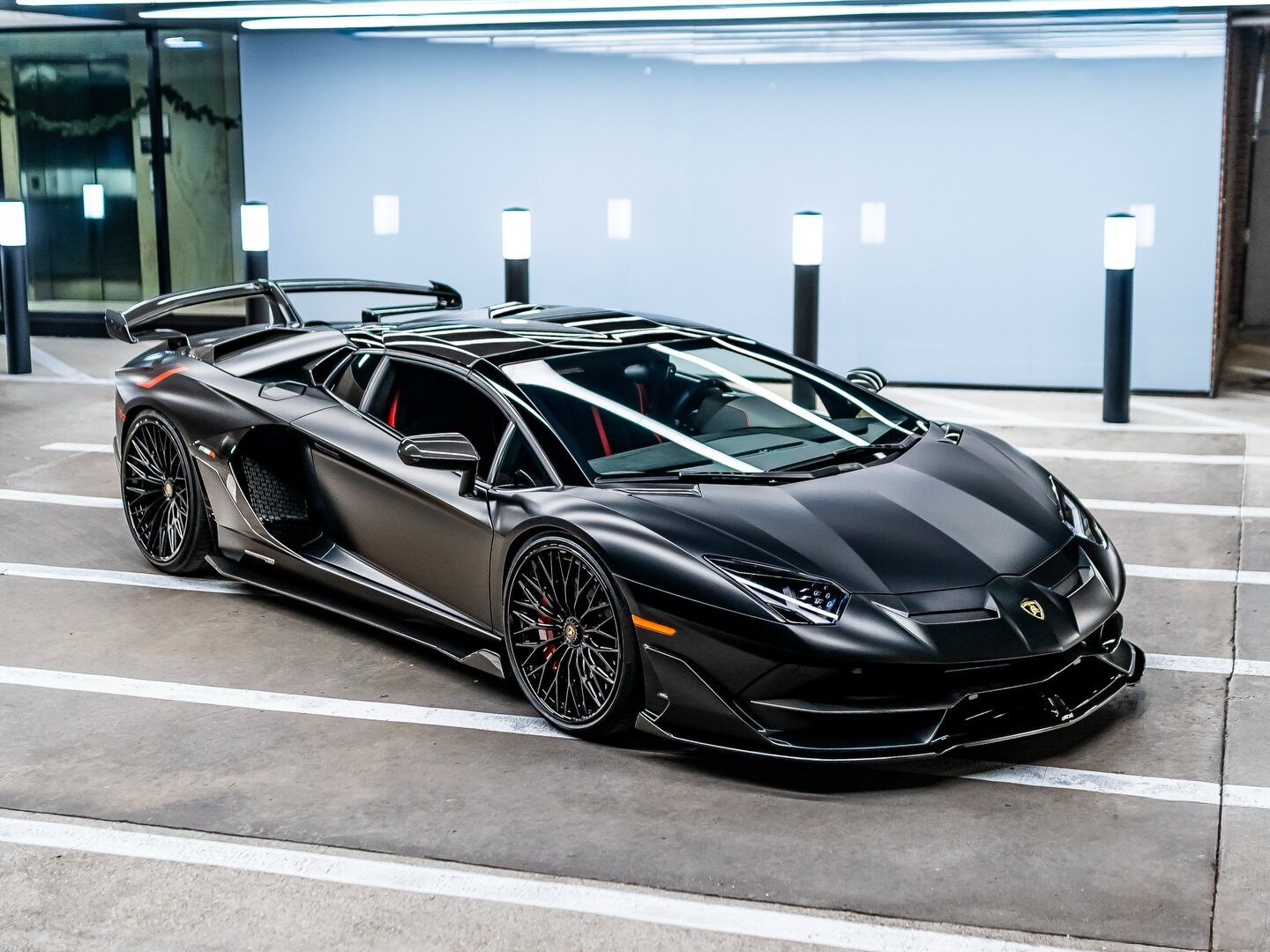 Lamborghini Aventador SVJ na felgach AL13 Wheels A060-R
