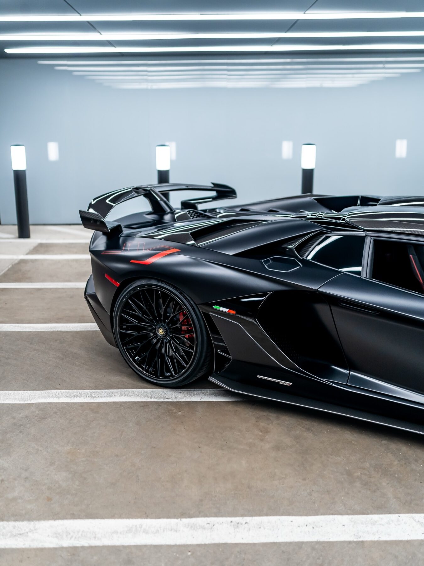 Lamborghini Aventador SVJ na felgach AL13 Wheels A060-R