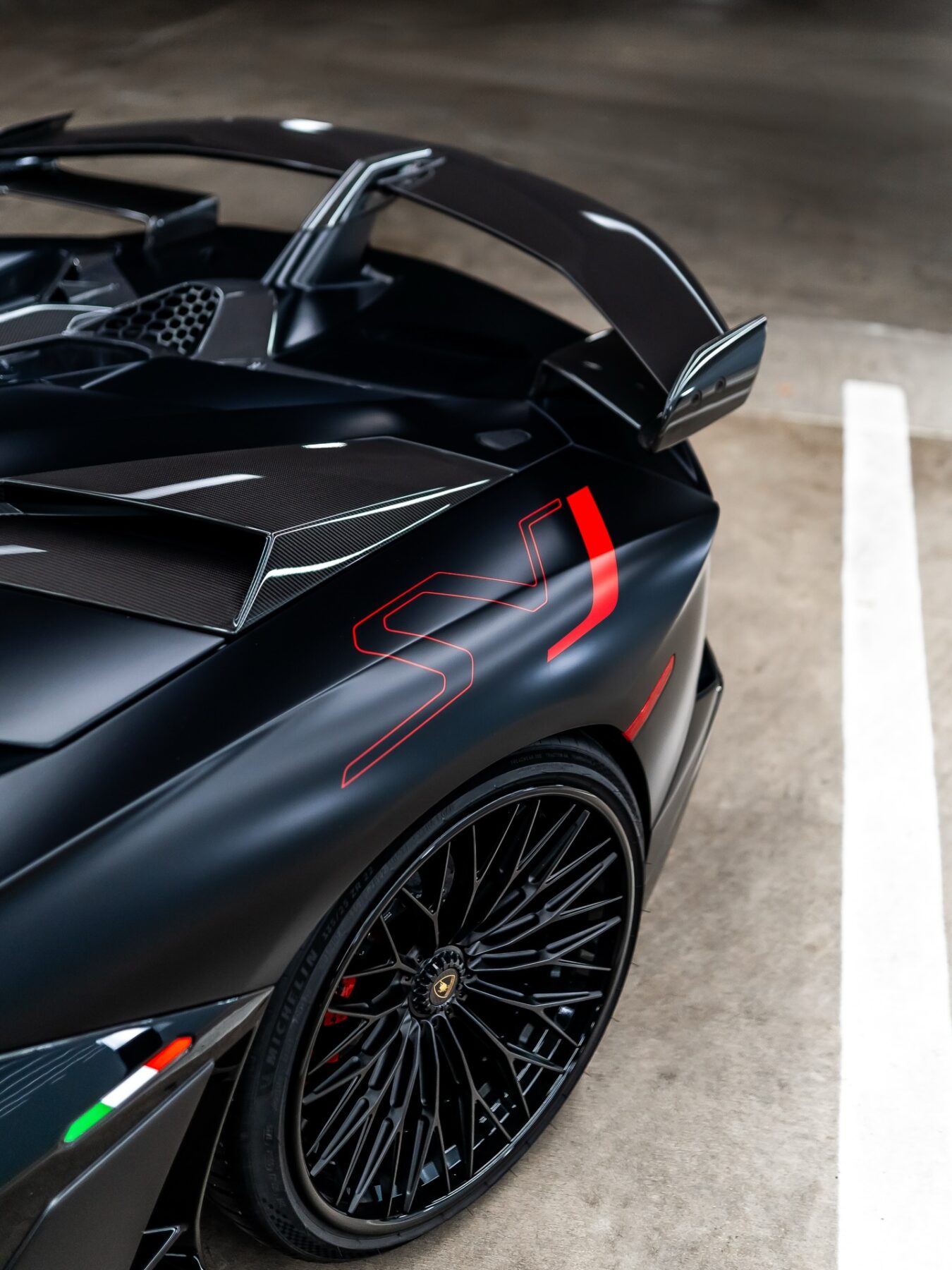Lamborghini Aventador SVJ na felgach AL13 Wheels A060-R