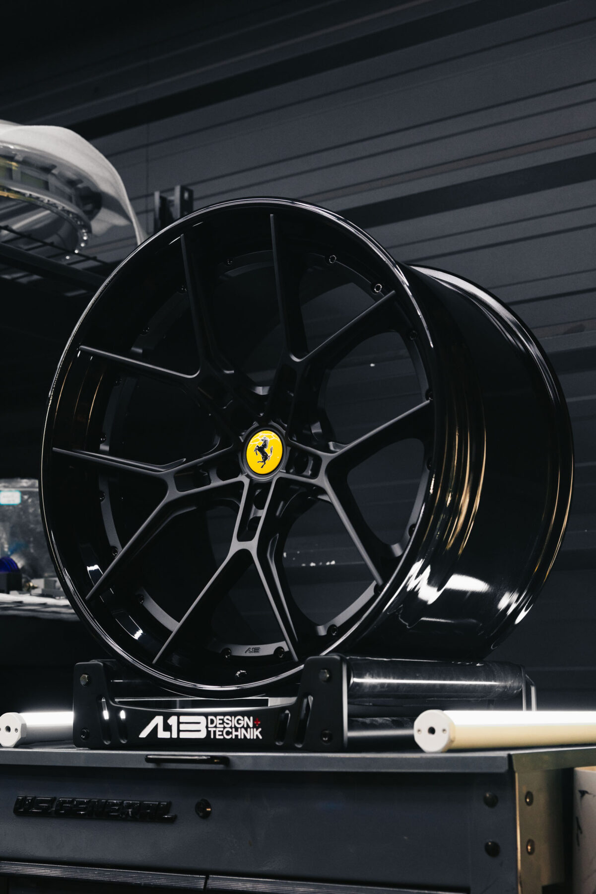Felga AL13 Wheels R60