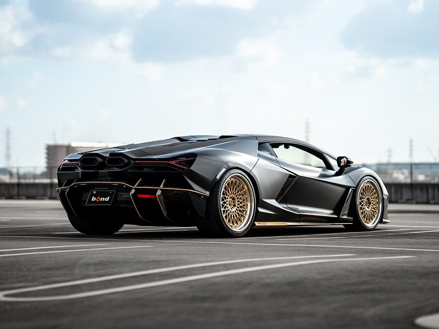 Lamborghini Revuelto na felgach AL13 Wheels C025R